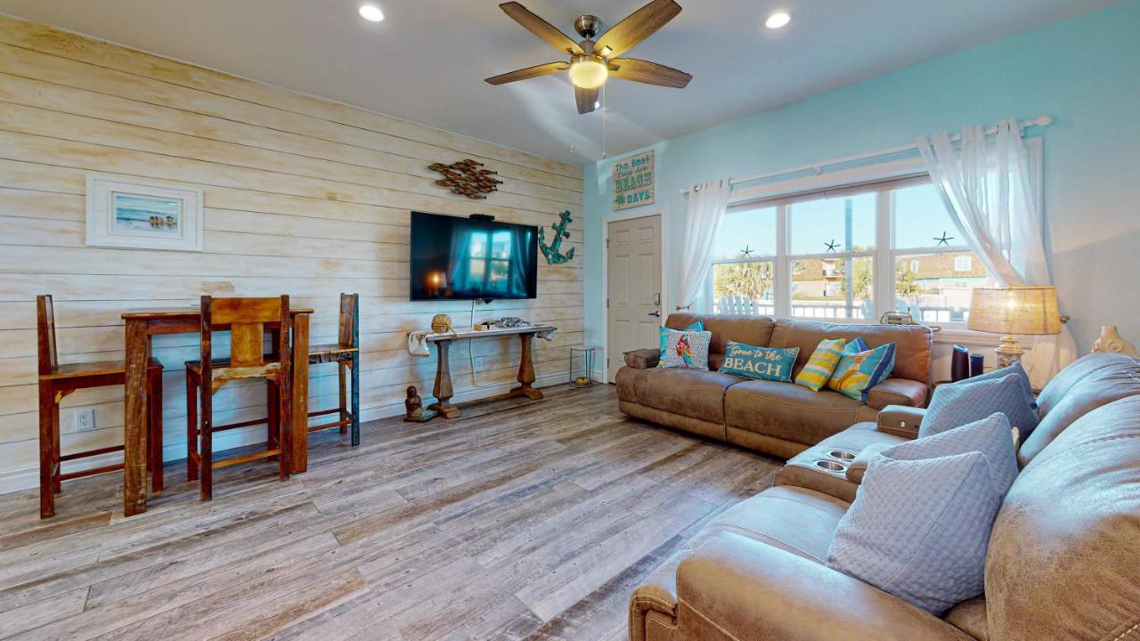 Ir33 1St Floor Condo, 2 Bedroom 2 Bath, Shared Pool, Boardwalk To Beach Port Aransas Exterior photo