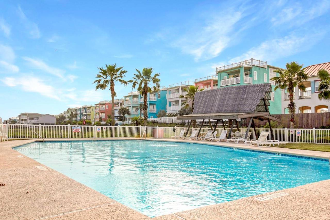 Ir33 1St Floor Condo, 2 Bedroom 2 Bath, Shared Pool, Boardwalk To Beach Port Aransas Exterior photo